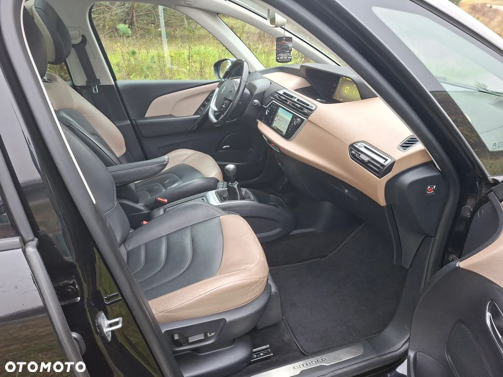 Citroën C4 Grand Picasso BlueHDi 150 Exclusive - 19