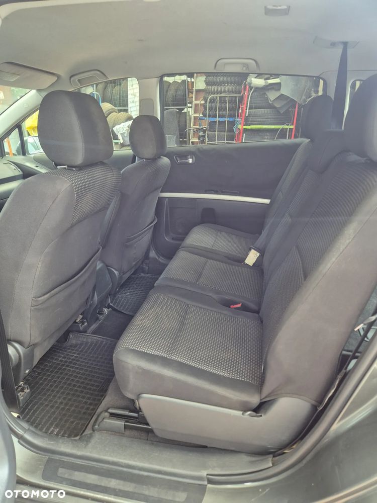 Toyota Corolla Verso 2006 photo 4