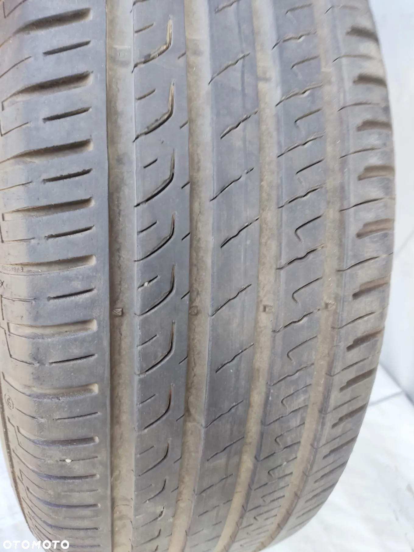 2 SZT. OPONY LETNIE BARUM BRAVURIS 235/65R17 V XL BIEŻNIK 7MM - 3