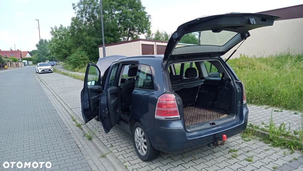 Opel Zafira 1.9 CDTI Elegance - 2