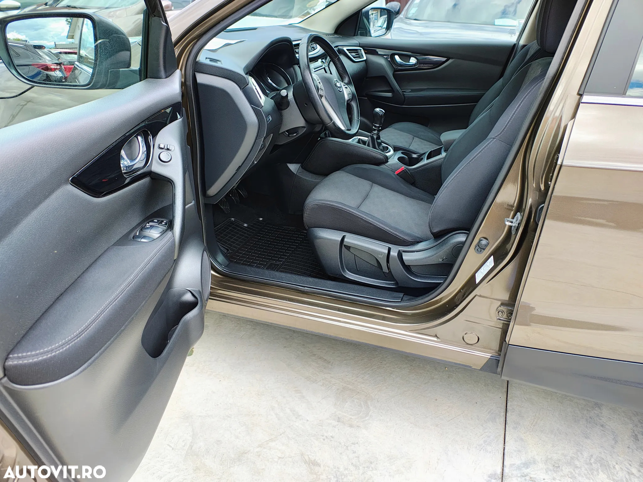 Nissan Qashqai 1.5 DCI ACENTA - 5