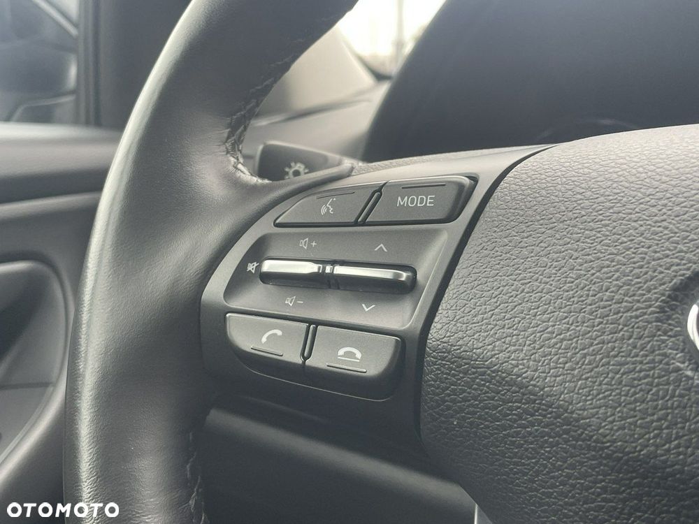 Hyundai i30 - 23