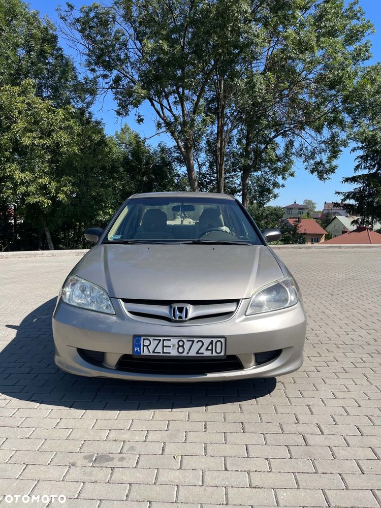 Honda Civic 1.7 LS - 2