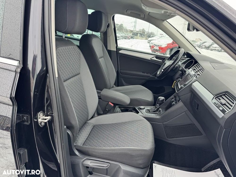 Volkswagen Tiguan - 20