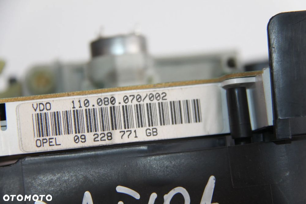 LICZNIK ZEGARY 09228771GB ZAFIRA A 2.0 DTI - 5