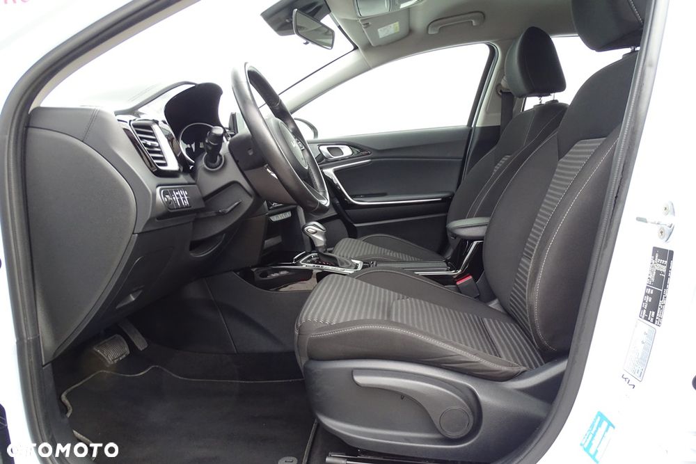 Kia Ceed - 20