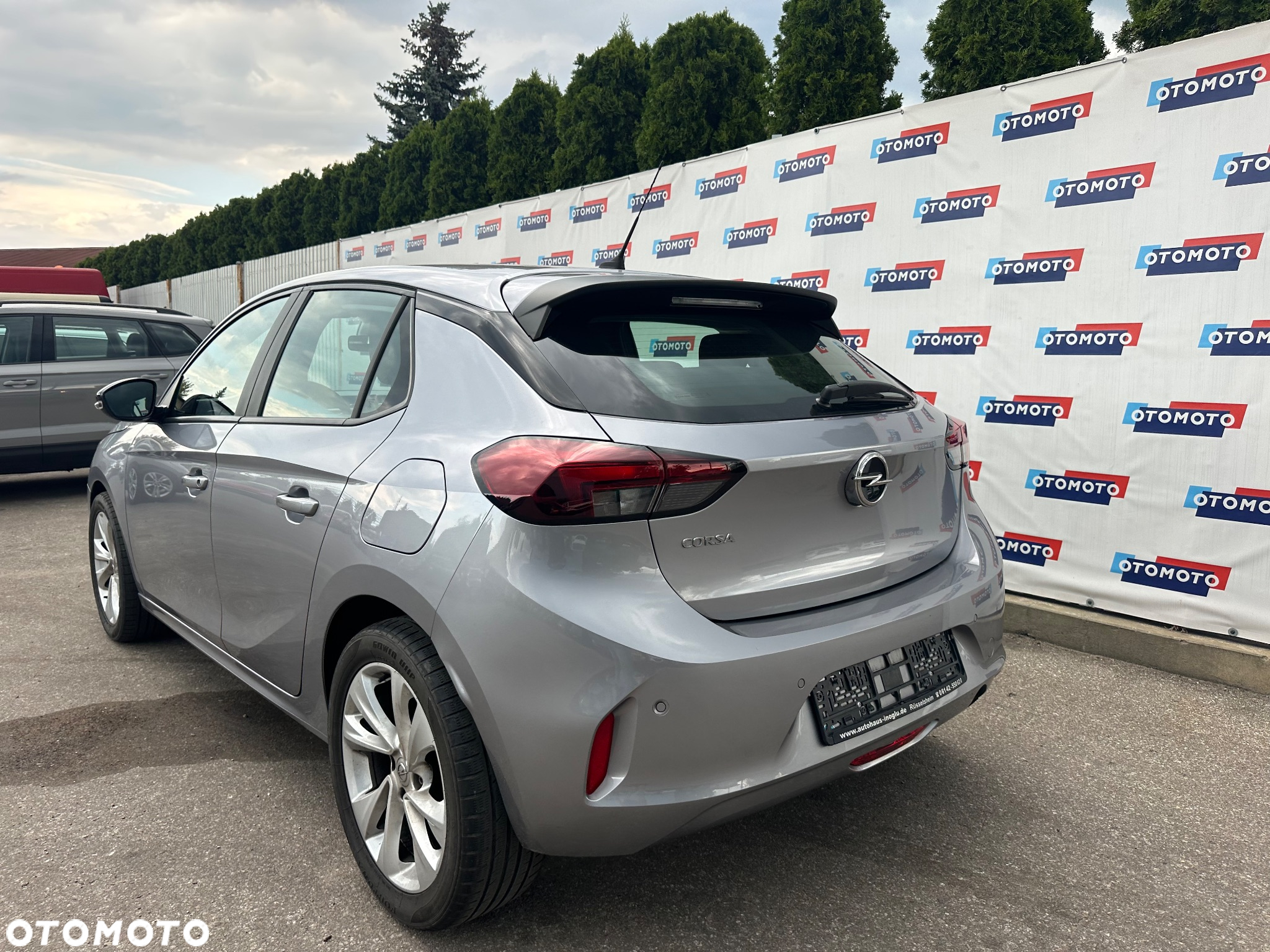 Opel Corsa 1.2 Business S&S - 11