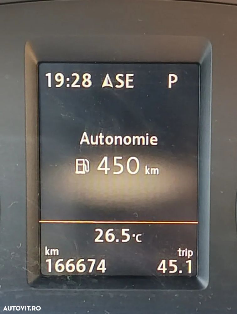 Volkswagen Sharan 2.0 TDI DSG (BlueMotion Technology) Highline - 36