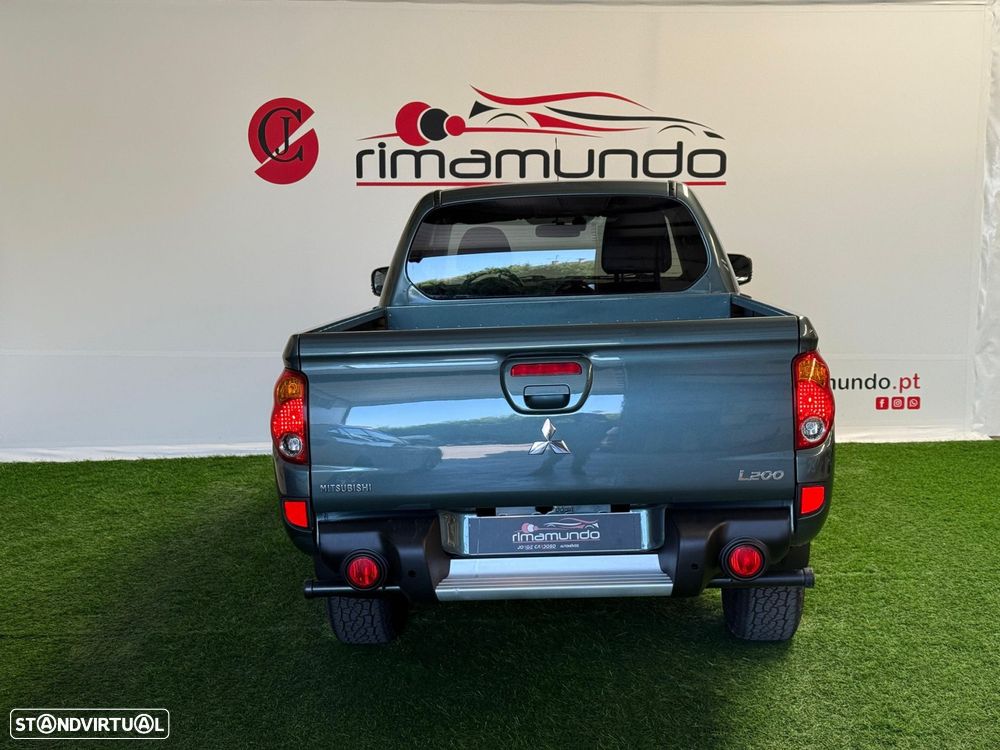 Mitsubishi L200 2.5 DI-D Club Intense 3L 4WD - 5