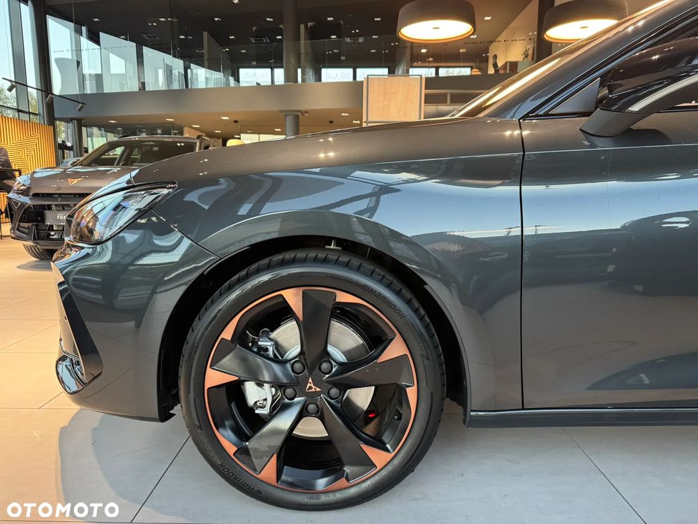Cupra Leon Sportstourer 2.0 TSI 4Drive DSG - 8