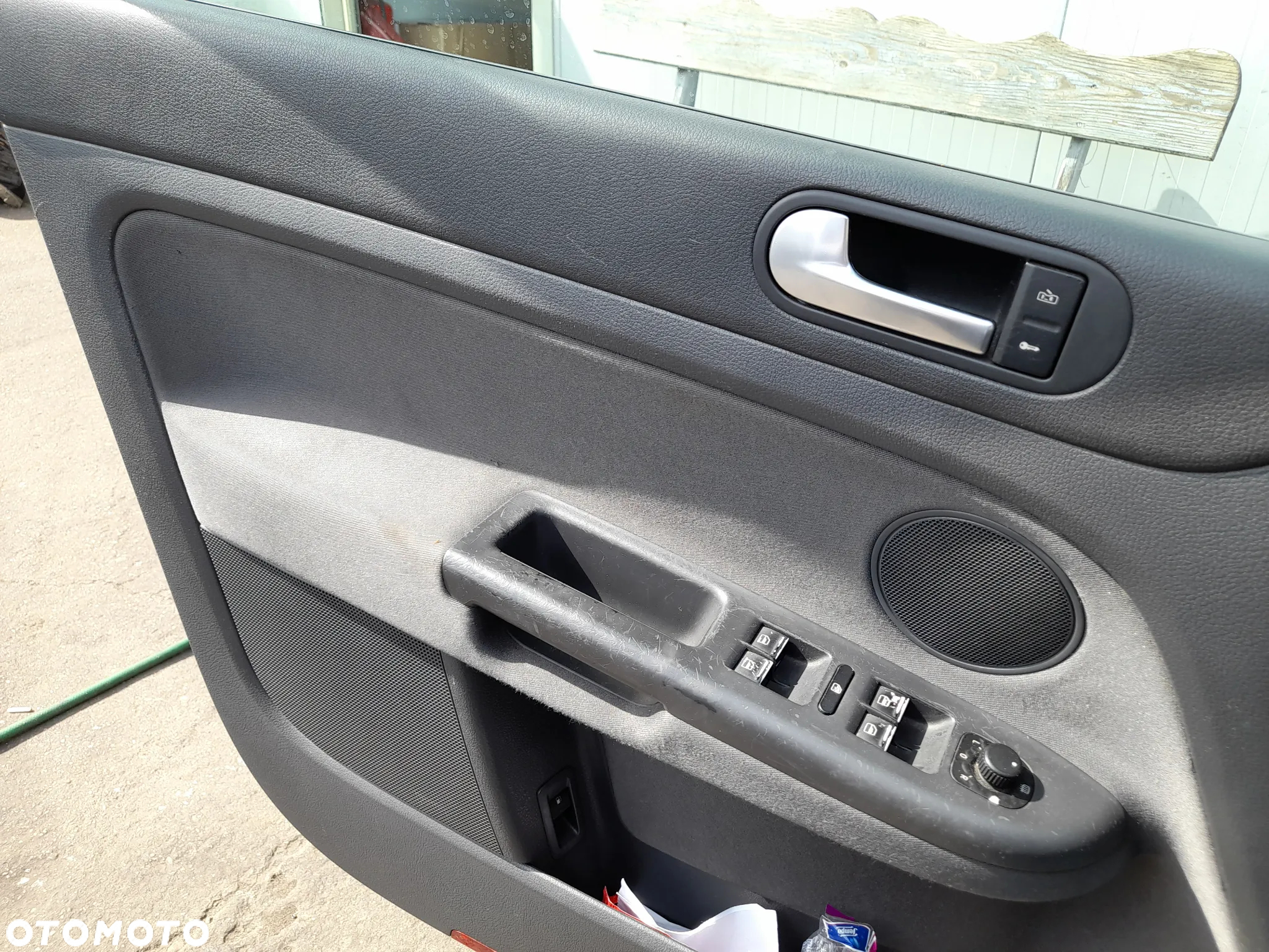 VW GOLF V PLUS KOMPLET BOCZKÓW DRZWI BOCZKI BOCZEK TAPICERKA - 8
