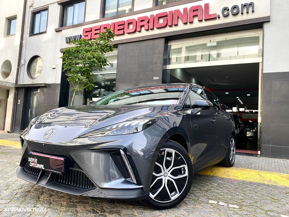 MG MG4 64 kWh Luxury - 1