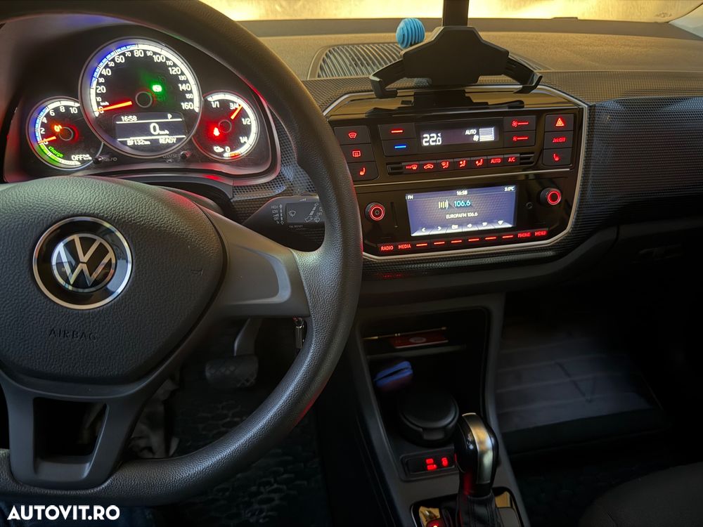 Volkswagen up! - 9