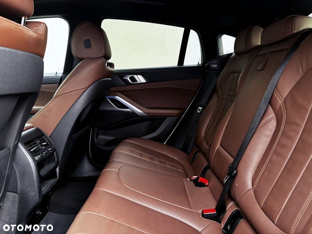 BMW X6 - 26