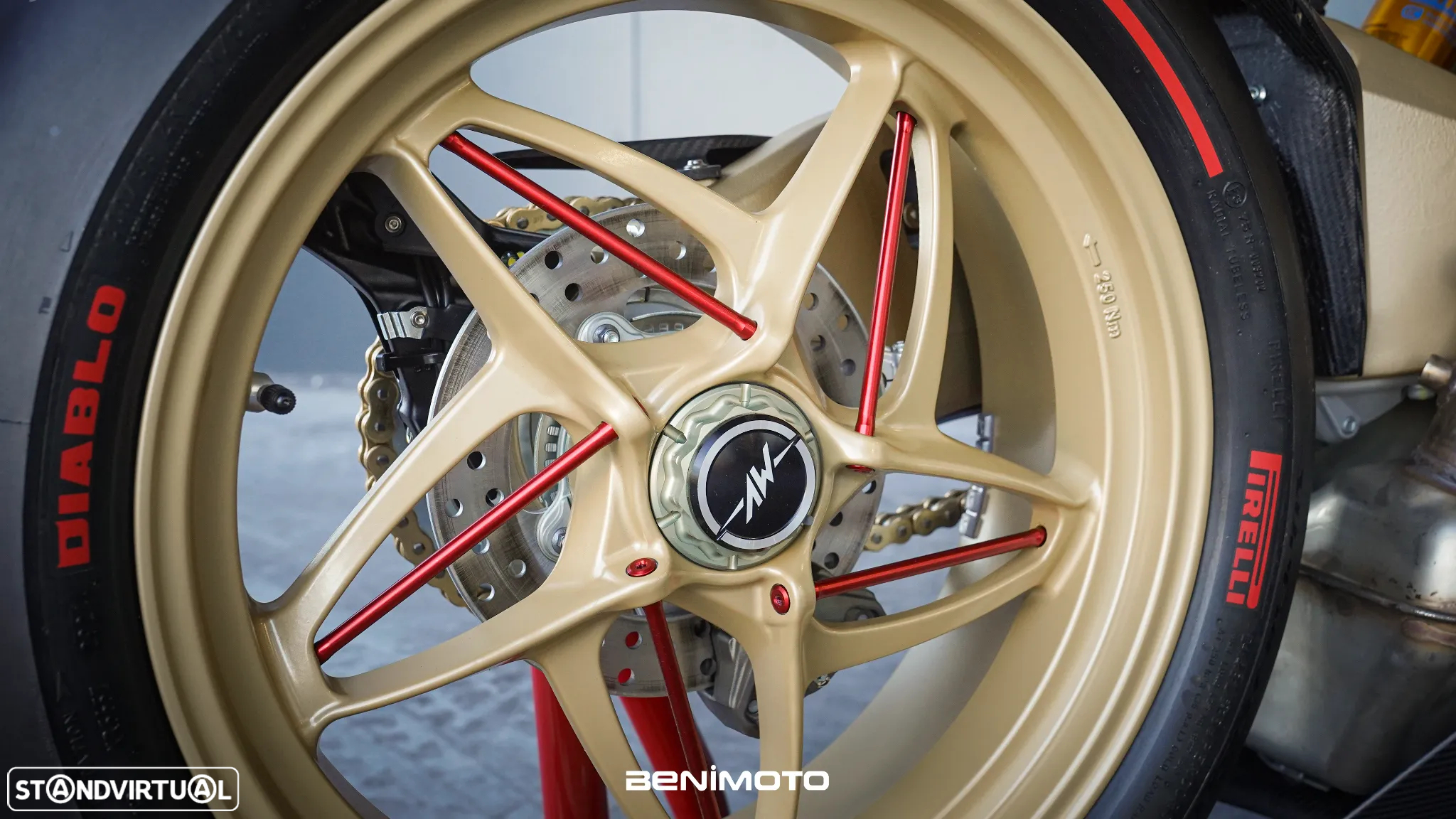 MV Agusta Superveloce Serie Oro Edizione Limitata n3 - 19