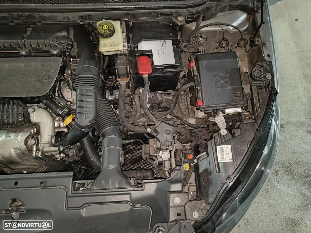 Peugeot 308 1.6 BlueHDi Style - 37