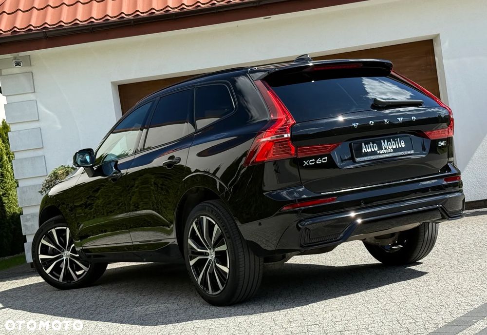 Volvo XC 60 B4 D AWD Plus Dark - 6