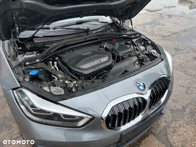BMW Seria 1 118d Edition Metropolitan - 16