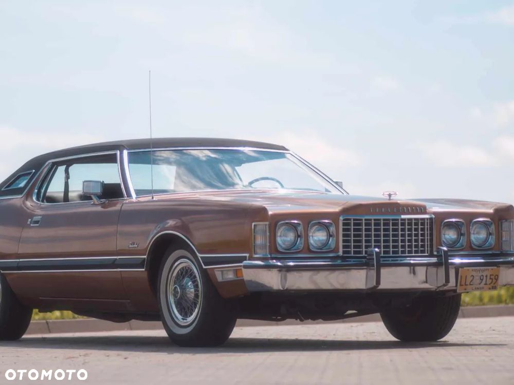 Ford Thunderbird - 1