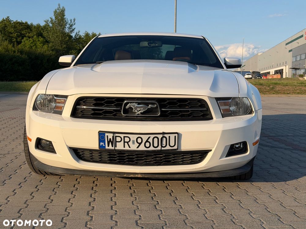 Ford Mustang 3.7 V6 Premium - 2