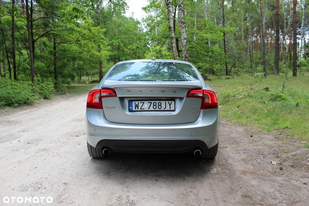 Volvo S60 2.5 T5 AWD - 4