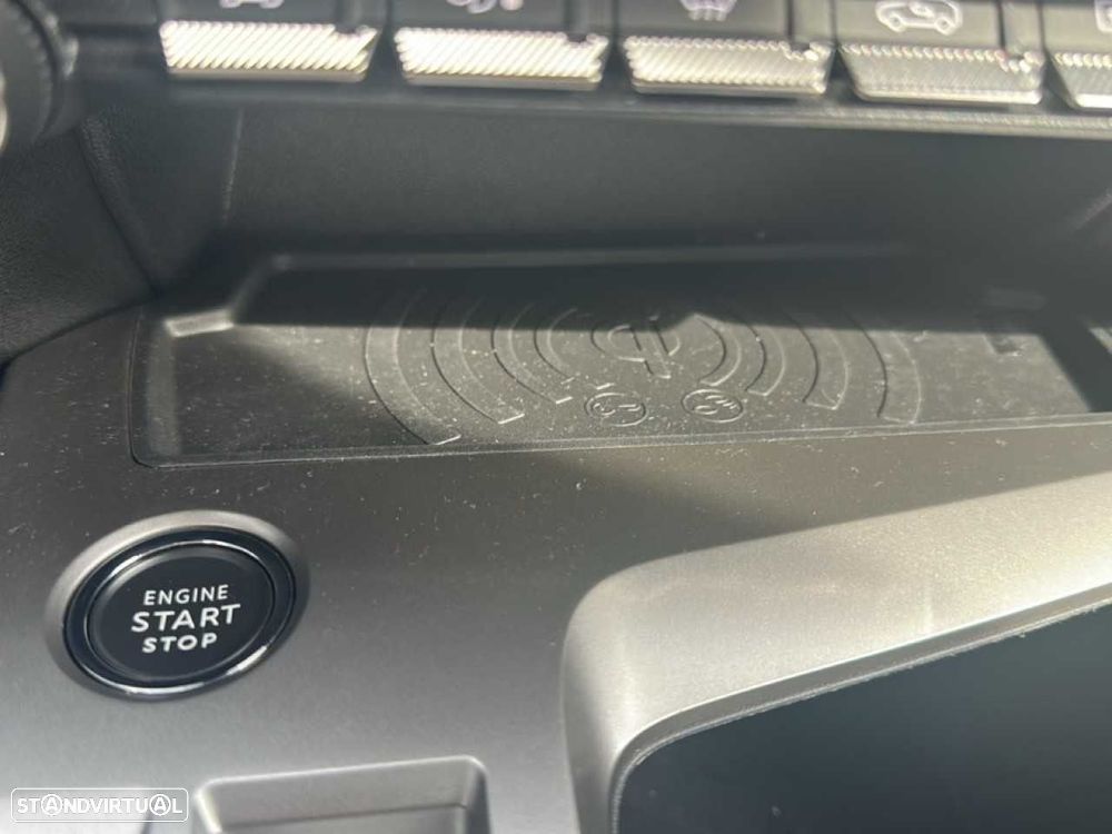 Peugeot e-308 SW 54 kWh Allure - 14