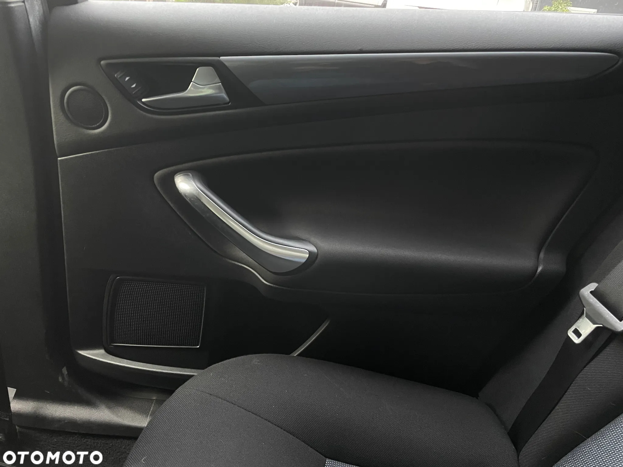 Ford Mondeo 1.6 Trend - 27