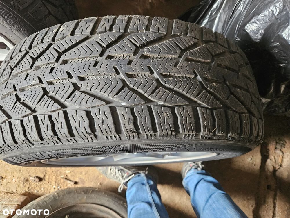 Koła zimowe 235/55/R17 - 6