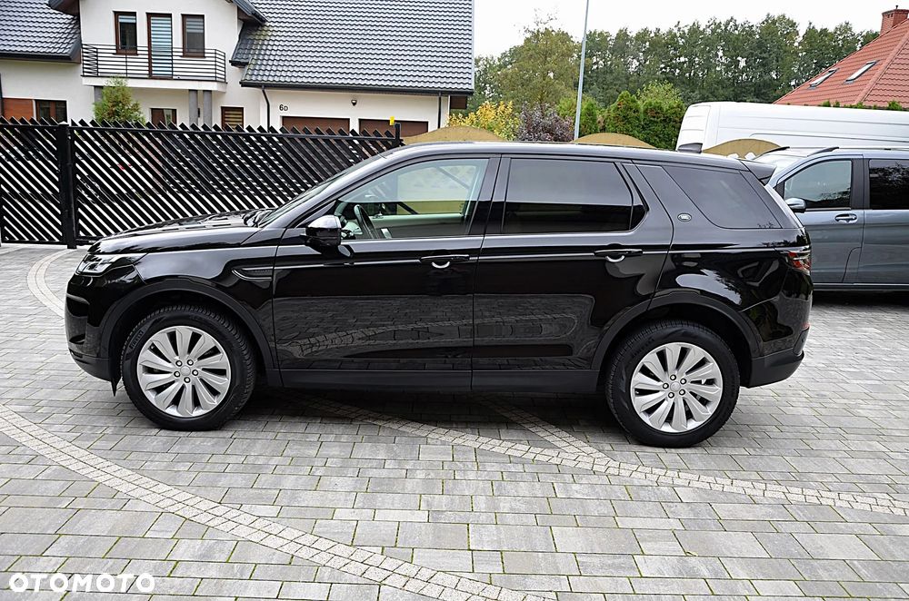 Land Rover Discovery Sport 2021 photo 2