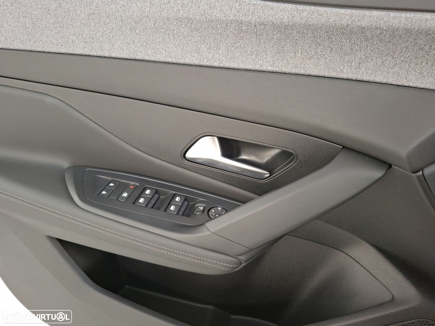 Peugeot 308 SW 1.2 PureTech Allure - 24