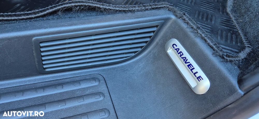 Volkswagen Caravelle - 21