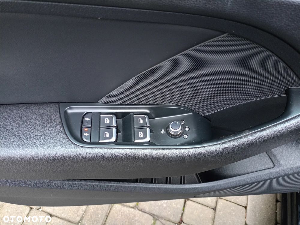 Audi A3 Sportback 35 TFSI S line - 27