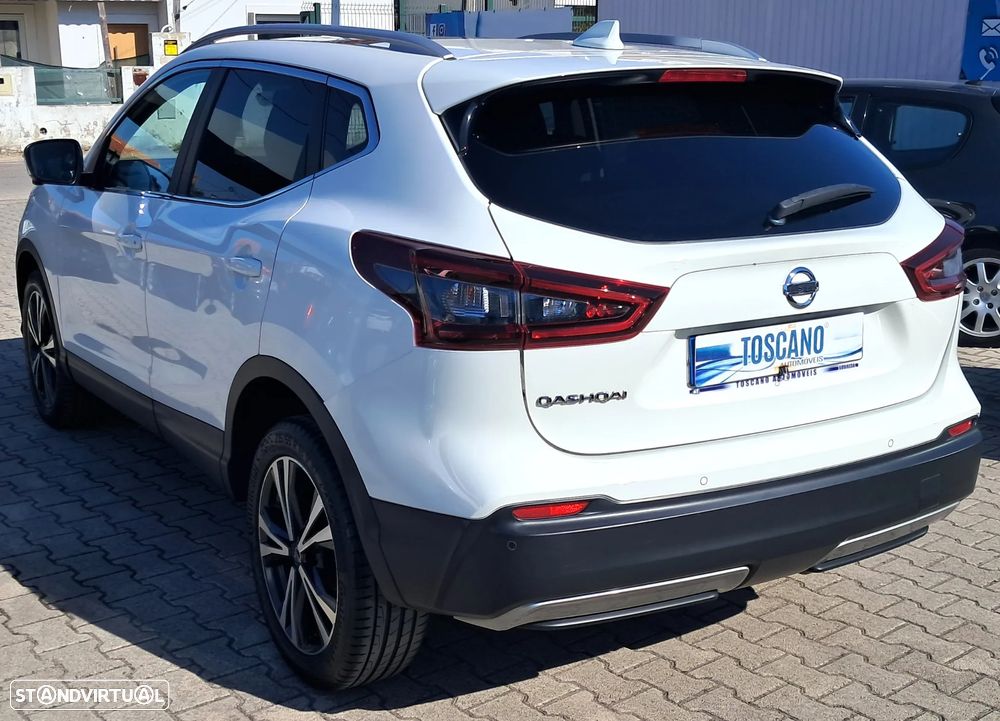 Nissan Qashqai 1.5 dCi N-Connecta DCT - 2