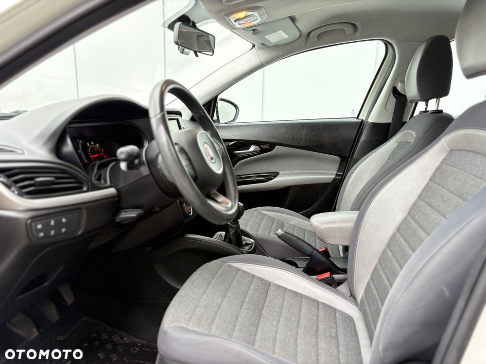 Fiat Tipo 1.4 16v Lounge - 17