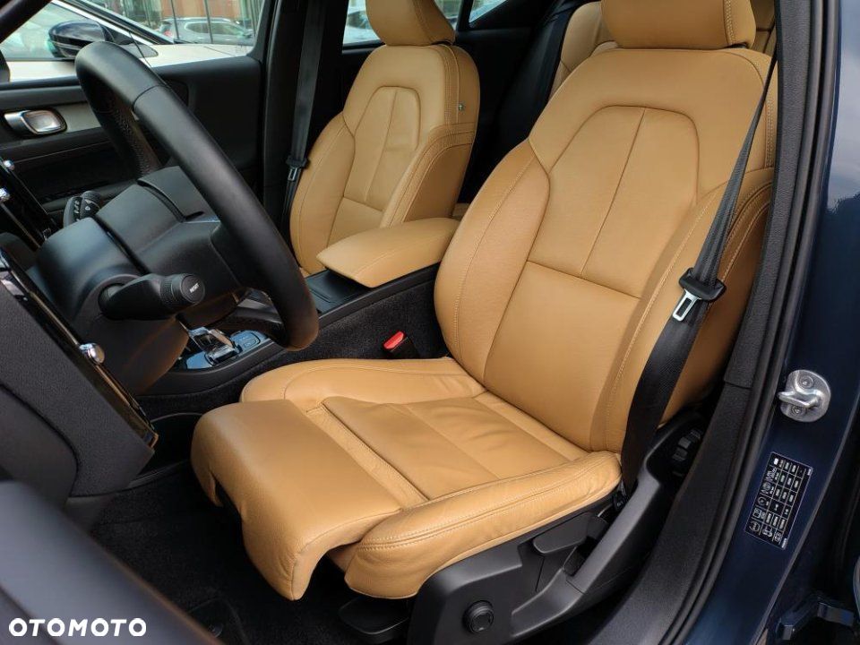 Volvo XC 40 - 16
