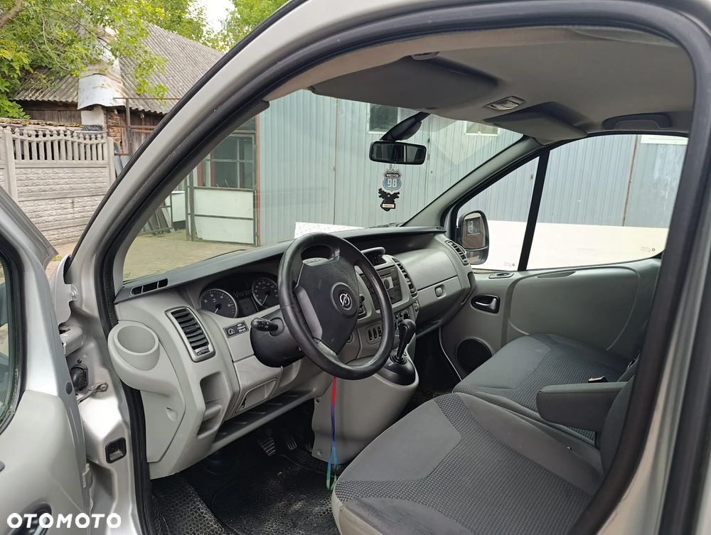 Opel Vivaro L2H1 Easytronic - 8