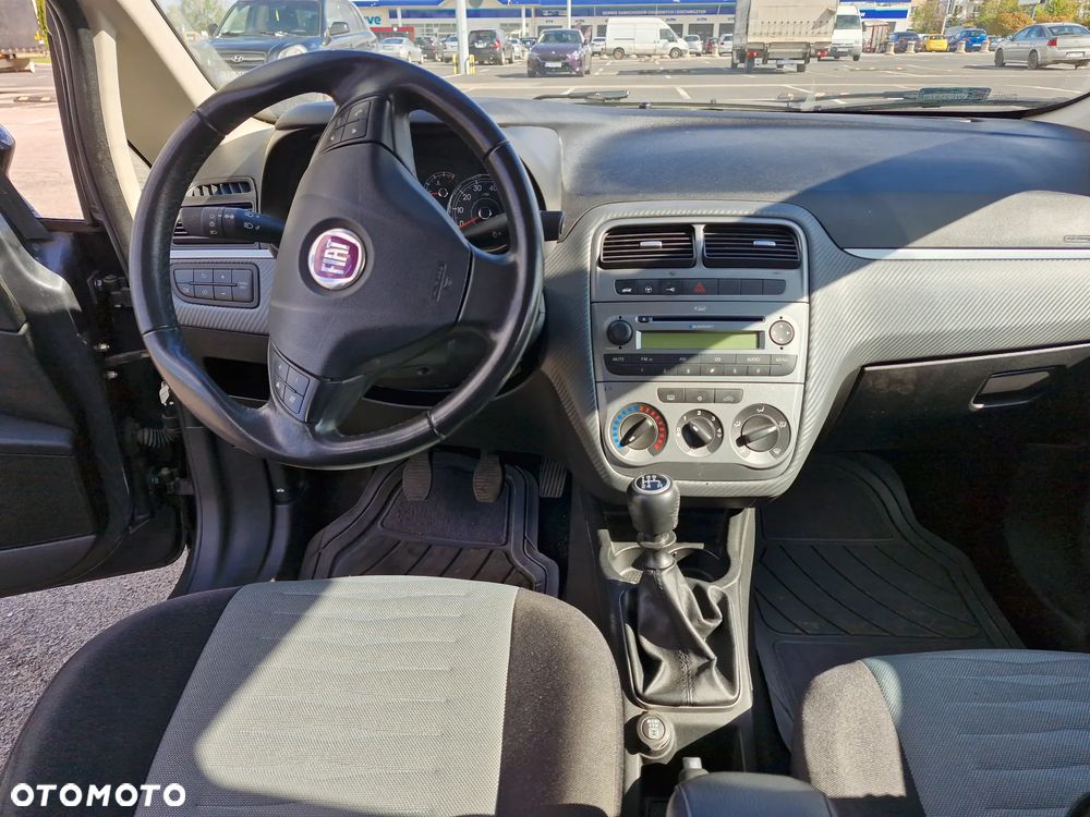 Fiat Grande Punto - 7