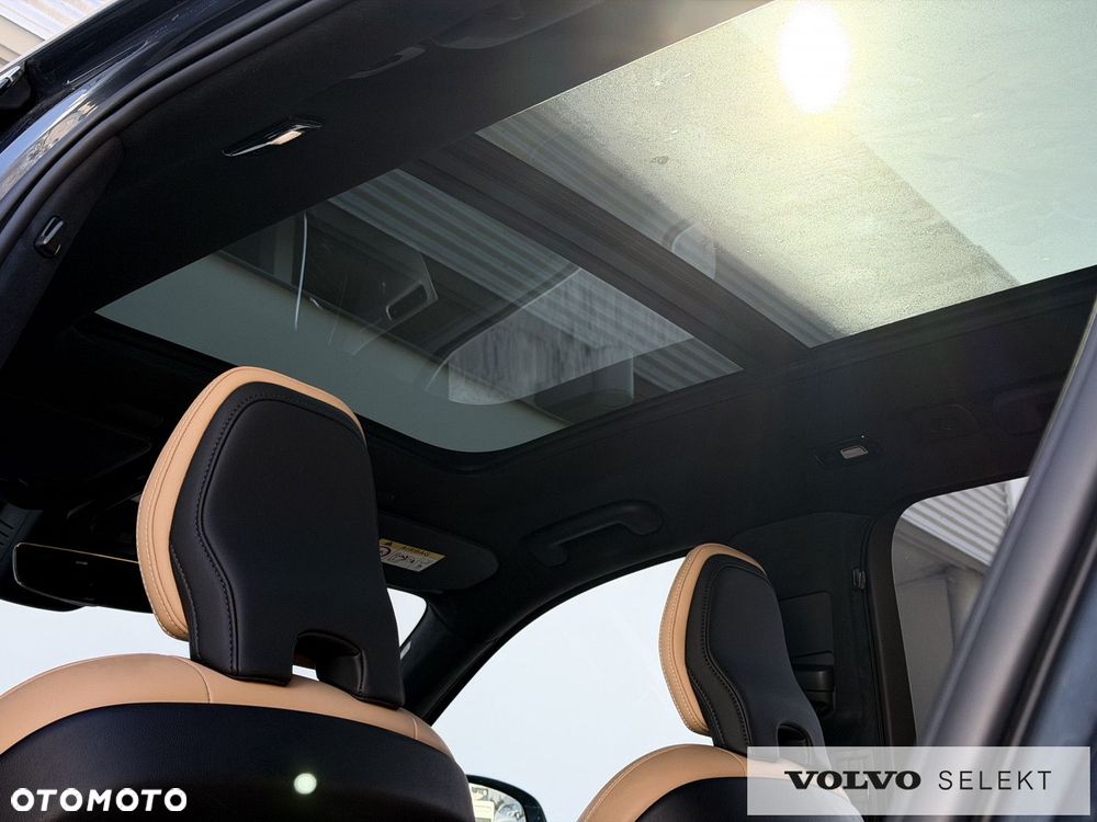 Volvo XC 90 - 17