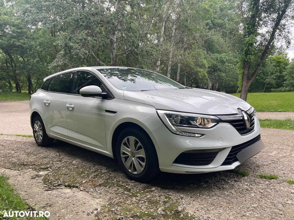 RENAULT Megane