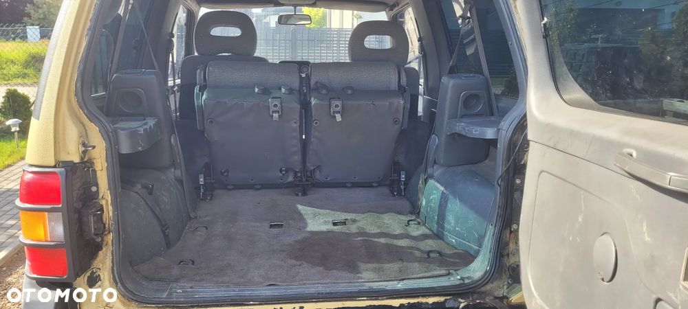 Mitsubishi Pajero - 15