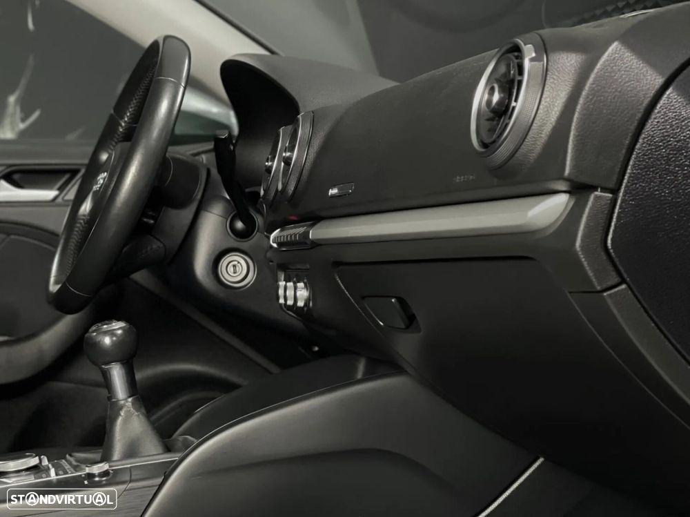 Audi A3 Sportback - 9