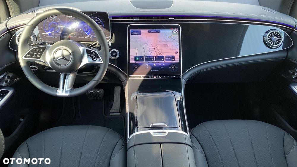 Mercedes-Benz EQE - 24