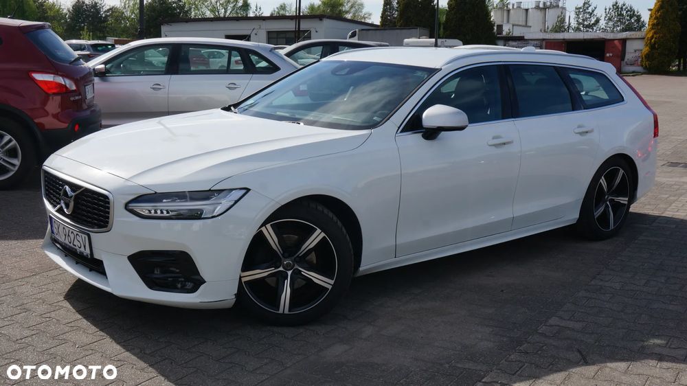 Volvo V90 D4 R-Design - 11