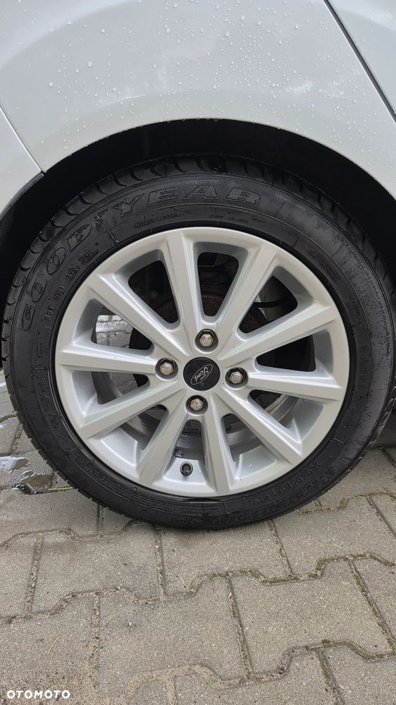 Ford Fiesta - 21
