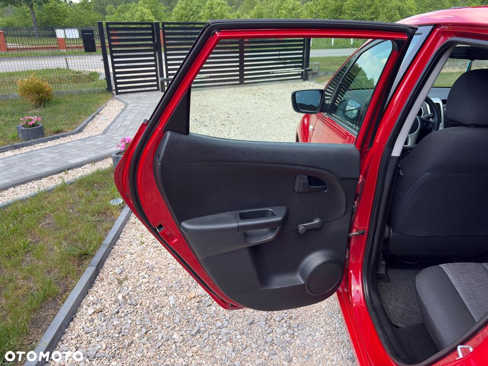 Kia Venga - 20