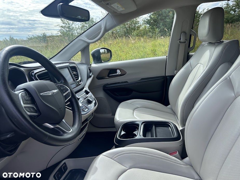 Chrysler Voyager - 8