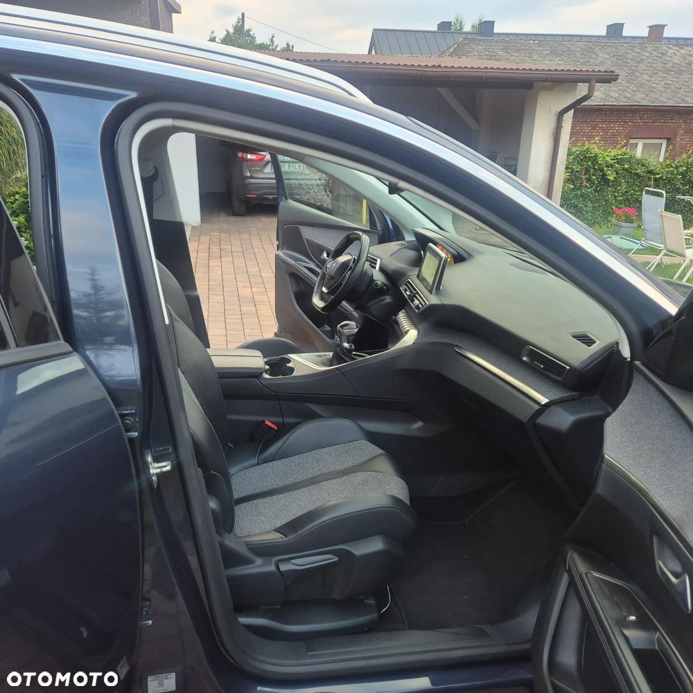 Peugeot 5008 BlueHDi 130 Allure - 16