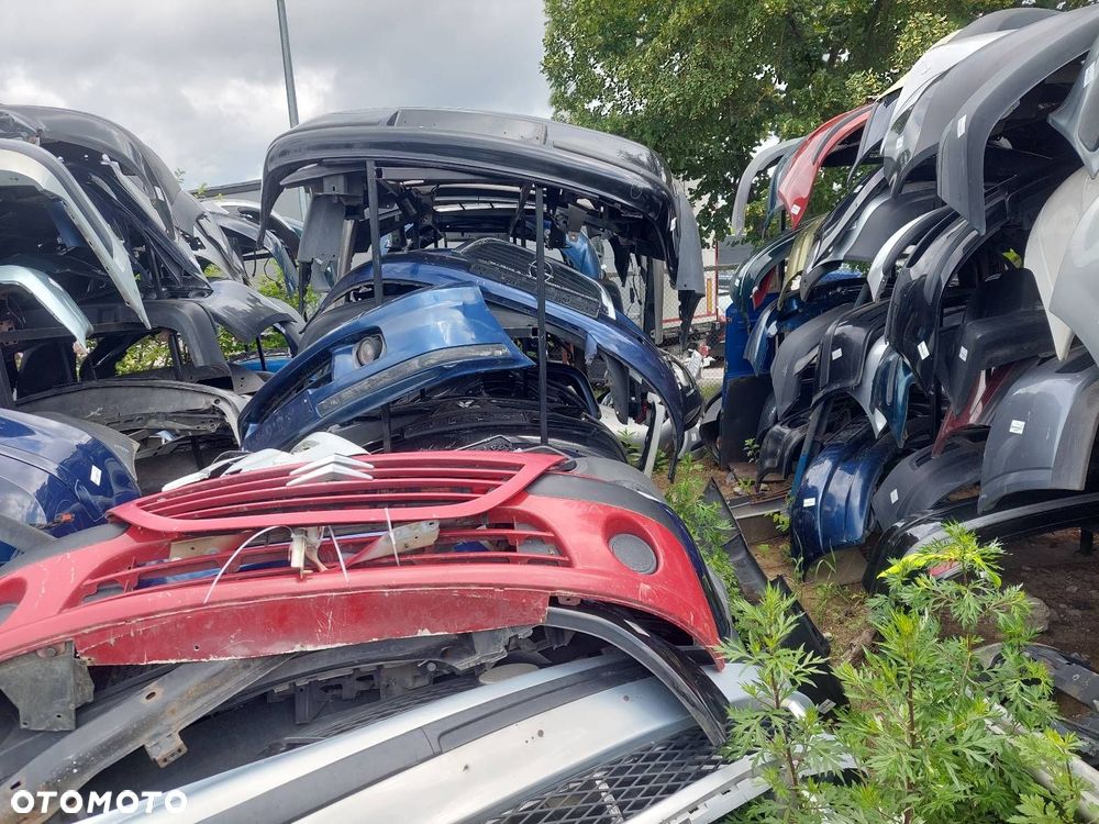 KOMPLETNY TYŁ KLAPA BAGAŻNIKA ZDERZAK TYŁ LAMPY NISSAN ALMERA TINO I GN0 - 13
