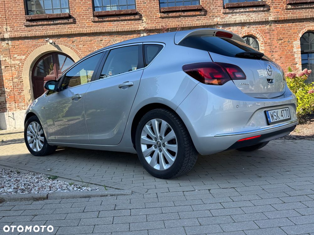 Opel Astra 1.6 CDTI Cosmo - 15