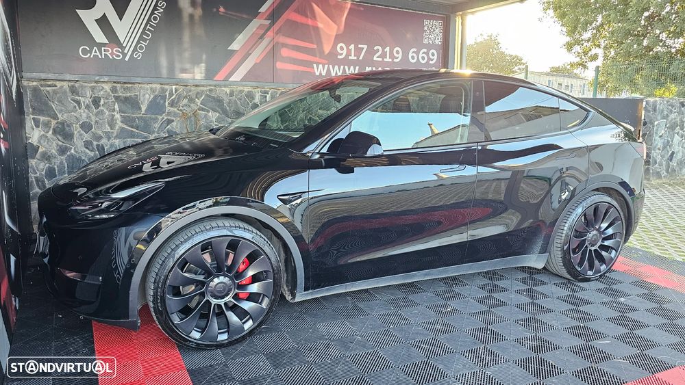 Tesla Model Y Performance Dual Motor AWD - 35